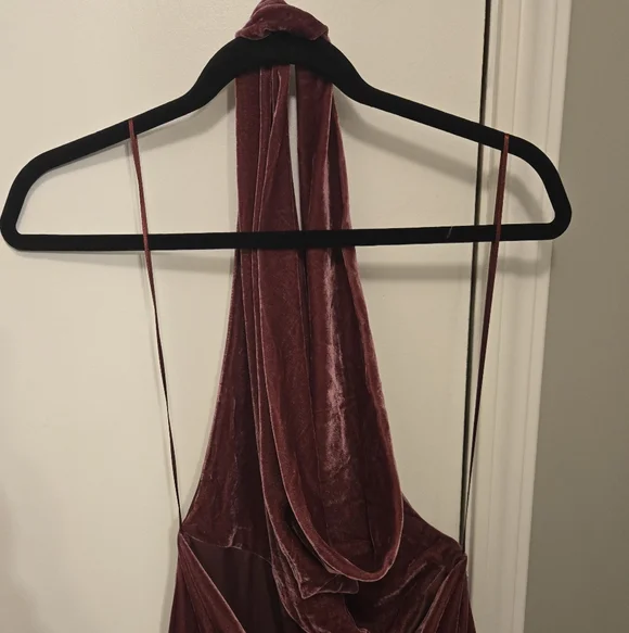 Zara Bloggers Favorite Raspberry Velvet Halter Dress Size Small - Picture 11 of 13